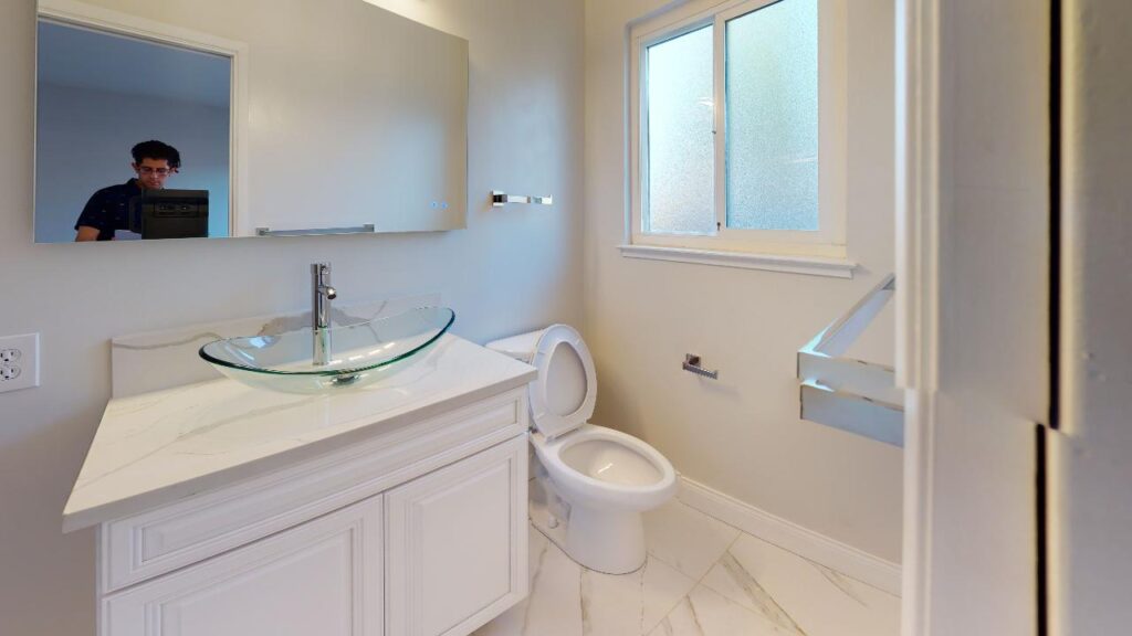 5288-Fell-Ave-Bathroom(1)