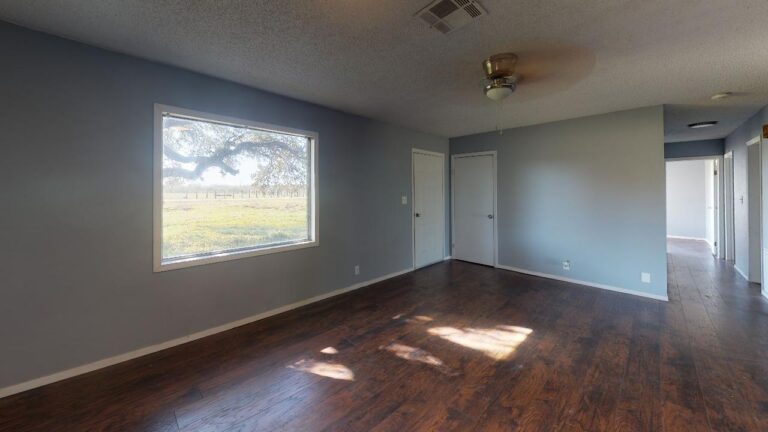 83-Keith-St-Victoria-TX-Unfurnished