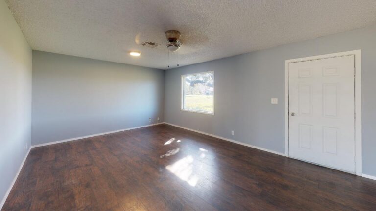 83-Keith-St-Victoria-TX-Unfurnished(1)