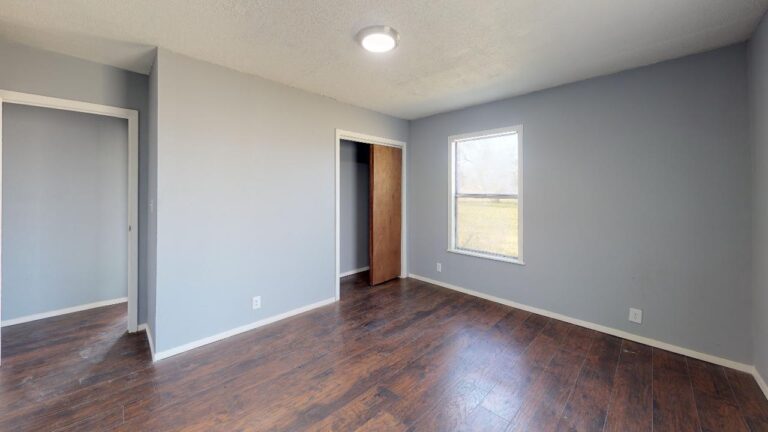 83-Keith-St-Victoria-TX-Unfurnished(2)