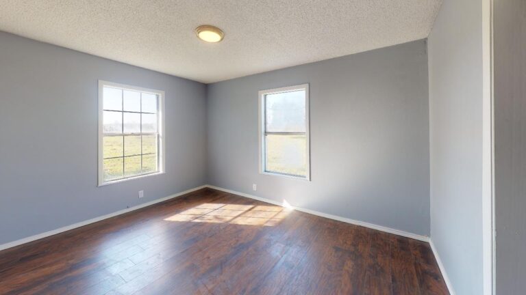 83-Keith-St-Victoria-TX-Unfurnished(3)